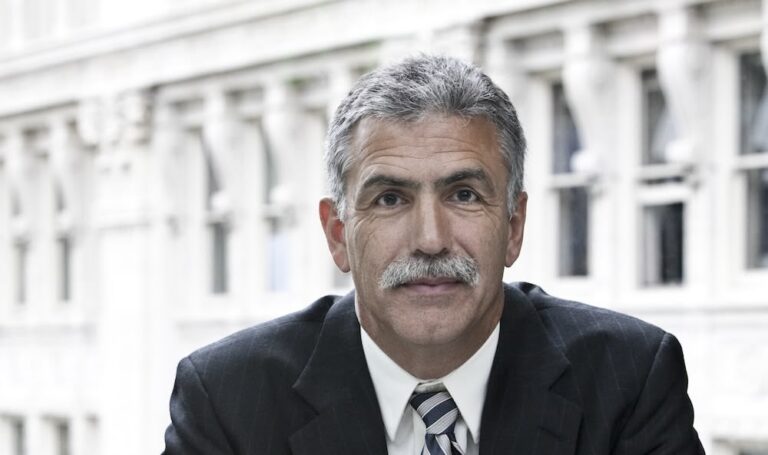 Be Just: Somos una organización sin fines de lucro que promueve el Estado de derecho por medio del fortalecimiento de las instituciones del sector justicia, el apoyo a iniciativas contra la corrupción y la promoción del respeto a los derechos humanos.