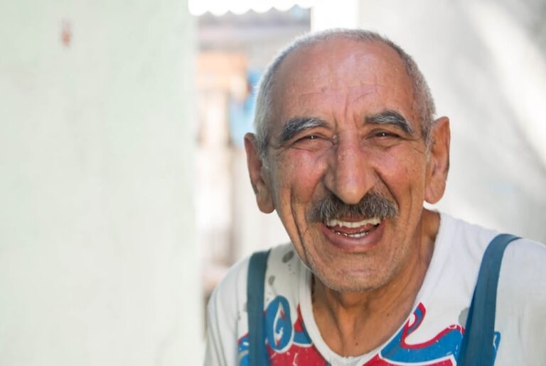 Be Just: Somos una organización sin fines de lucro que promueve el Estado de derecho por medio del fortalecimiento de las instituciones del sector justicia, el apoyo a iniciativas contra la corrupción y la promoción del respeto a los derechos humanos.